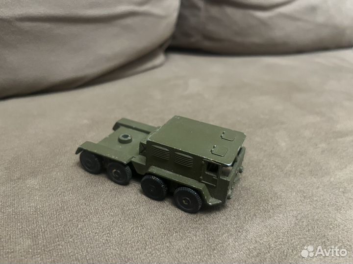 Модель маз 537