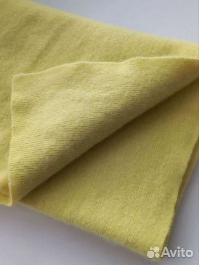 Benetton жёлтый шарф ангора, Италия