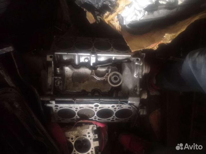 Двигатель ABZ audi a8 d2 4.2 v8 повернул вкладыши