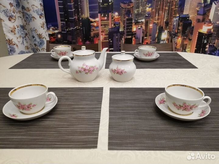 Сервиз чайный Кузяевский фарфоровый завод 1963 год