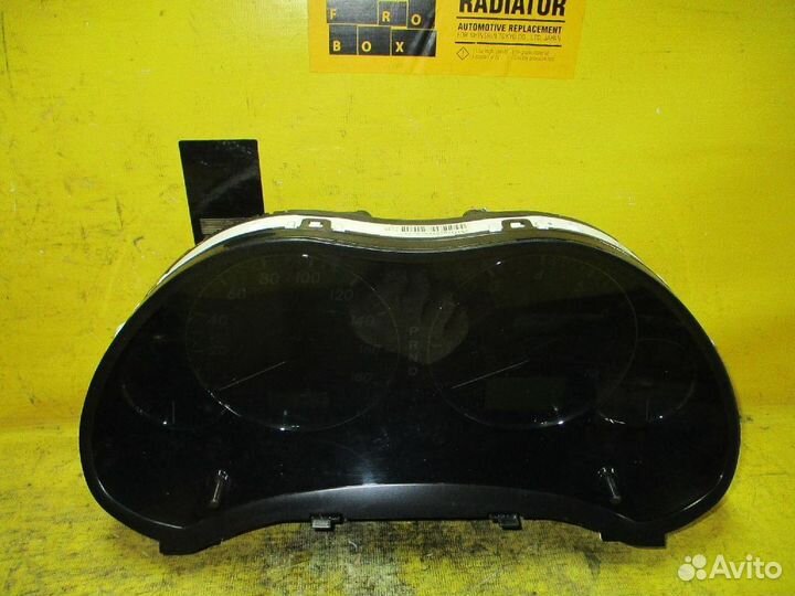 Панель приборов Toyota Avensis wagon AZT255W