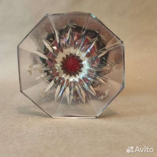 Бокал с нацветом 