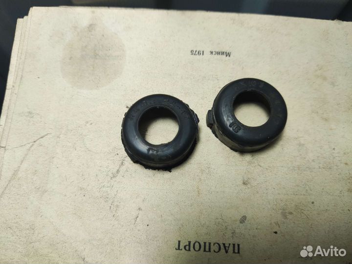 Уплотнительная резинка на свечной колпачок Иж