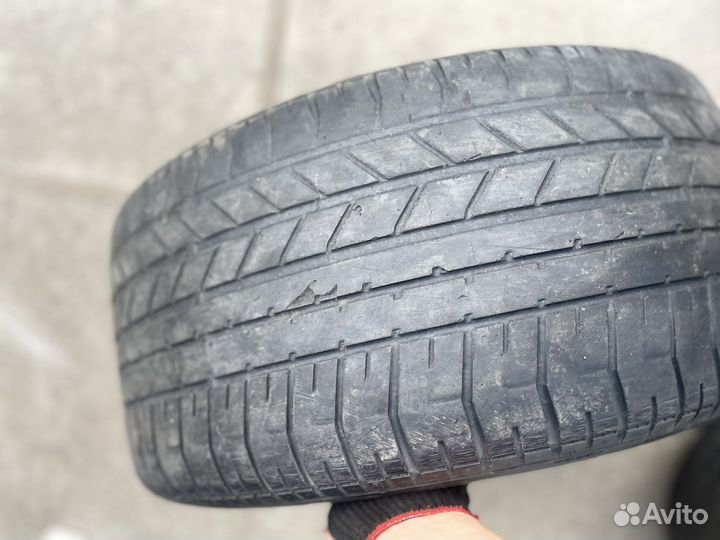 Pirelli P Zero Corsa Asimmetrico 285/45 R18