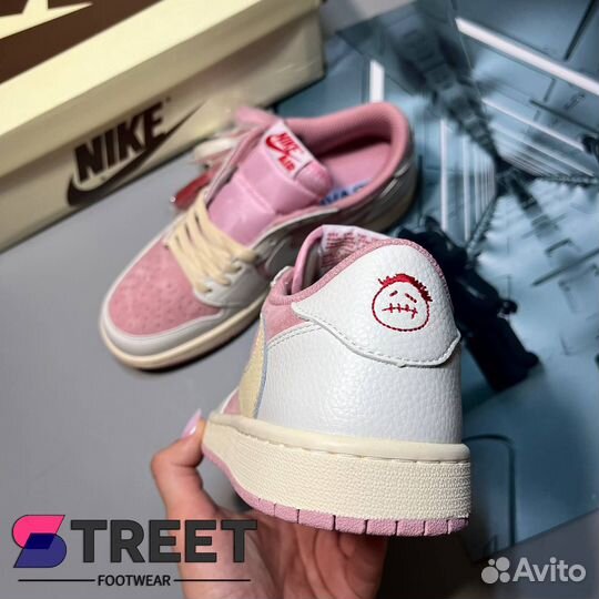 Кроссовки Nike Air Jordan 1 Travis Scott Pink