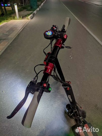 Электросамокат kugoo