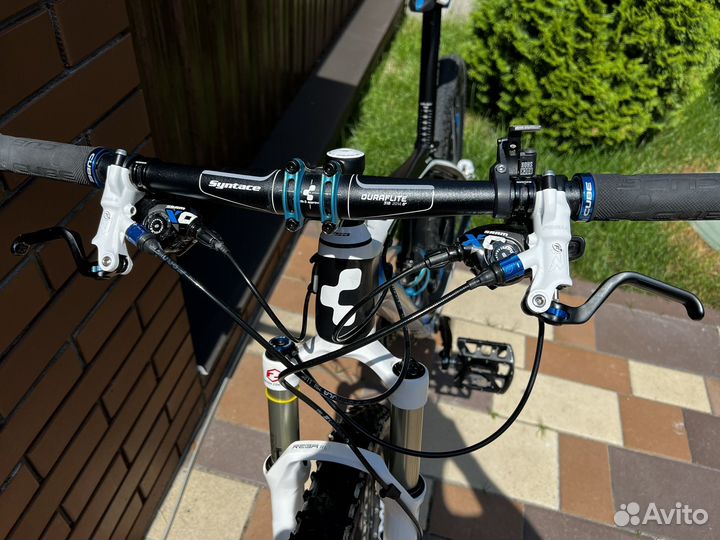 Велосипед cube 2012