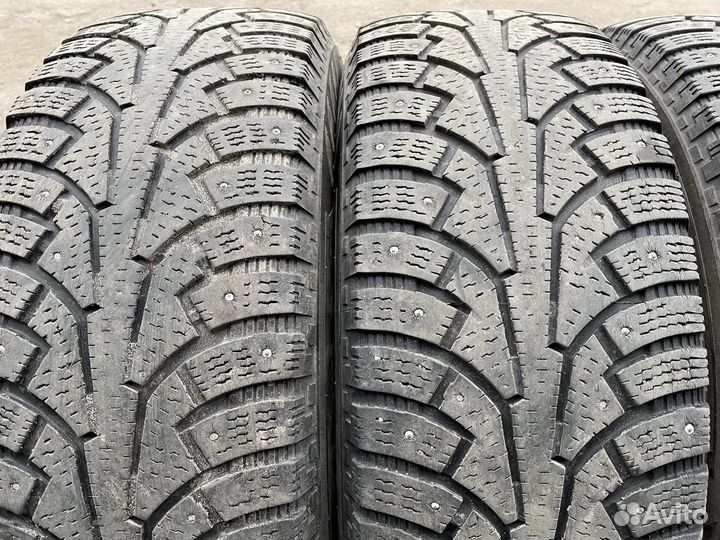 Nokian Tyres Hakkapeliitta SUV 5 235/65 R17