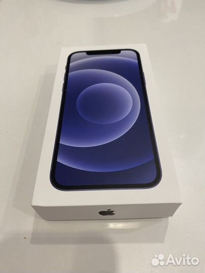 Коробка от iPhone 12