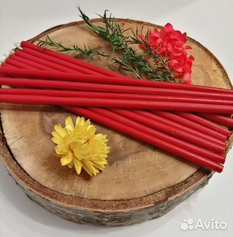 Свечи восковые. Красные