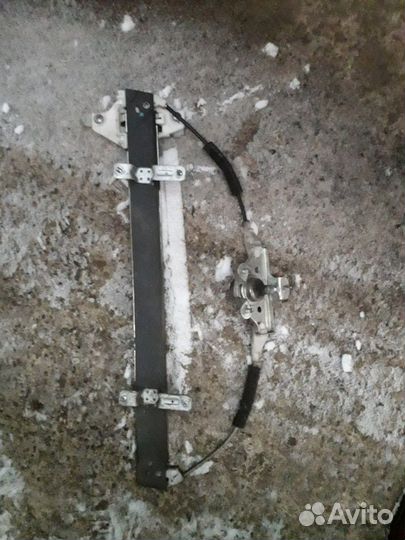 Hyundai HD 78 65 Стеклоподёмник