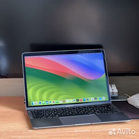 MacBook Air 13 2019 i5