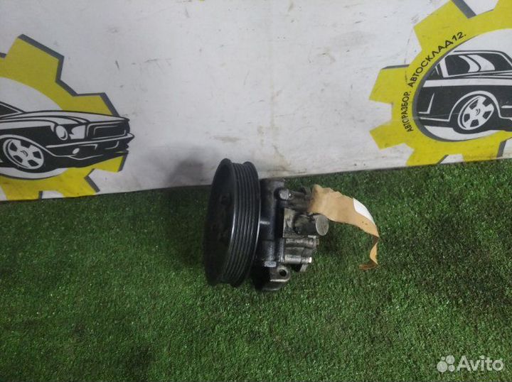 Насос гура Mercedes-Benz C-Class W203 OM611 2000