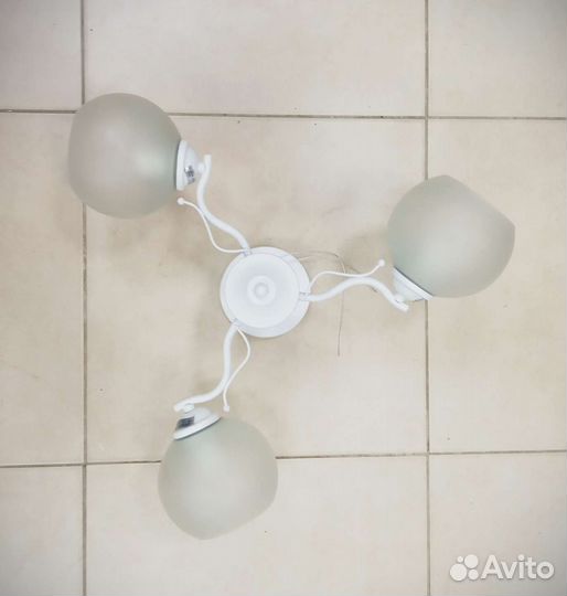 Люстра новая