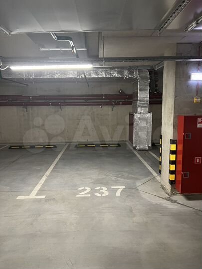 Машиноместо, 15 м²