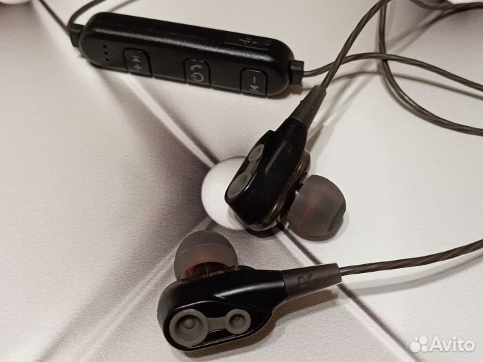 Новые стереонаушники Defender FreeMotion B640