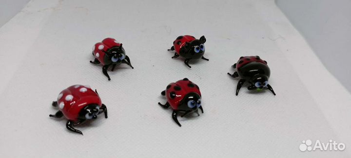 Фигурки из стекла