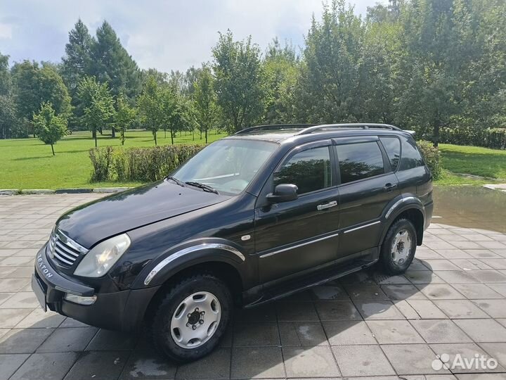 SsangYong Rexton 2.7 AT, 2006, 300 000 км