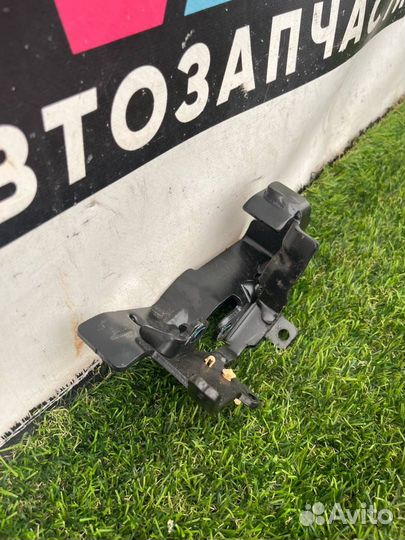 Кронштейн тнвд Ford Mustang 6 рест. 2017