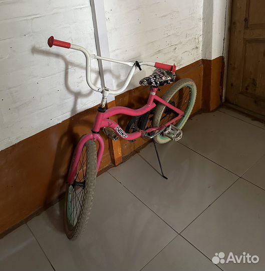 В хорошем сотояние,на ходу. 7-9 лет