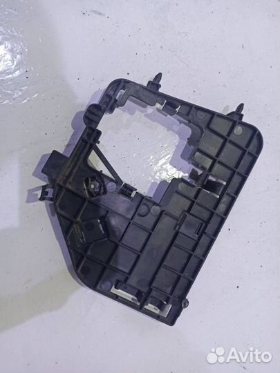 Кронштейн блоков управления