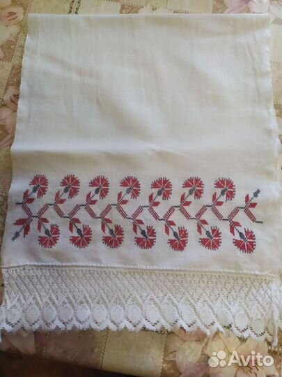 Рушник старинный вышитый