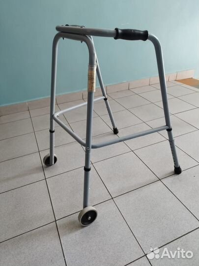 Ходунки для взрослых