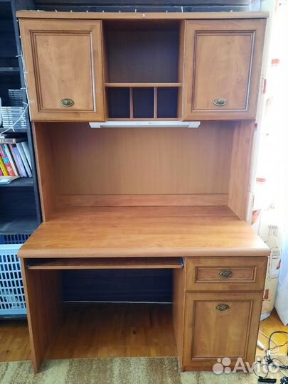 Стол для школьника со стулом