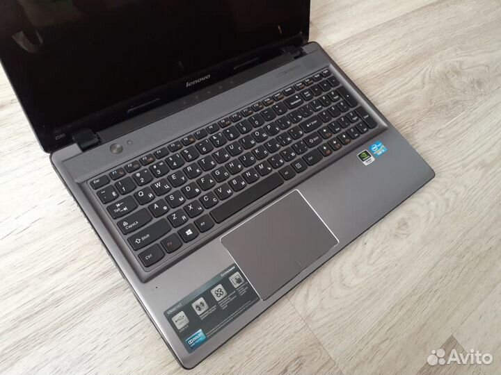 Ноутбук Lenovo i5 6Gb + Видеокарта - корпус металл