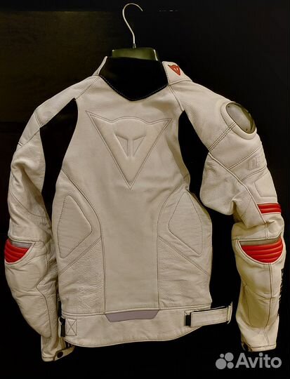 Мотокуртка женская dainese