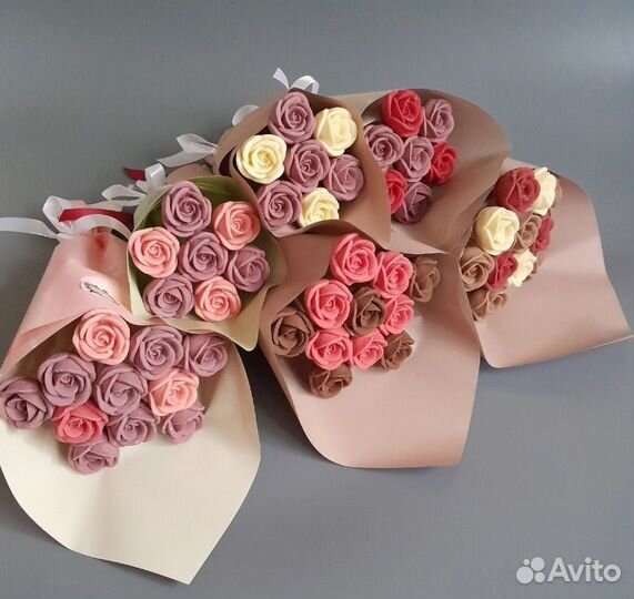 Подарки для коллег к 8 марта