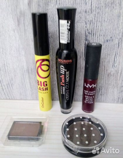 Косметика декоративная пакетом