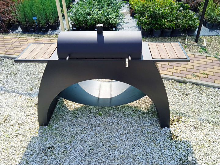 Барбекю, Мангал с крышкой