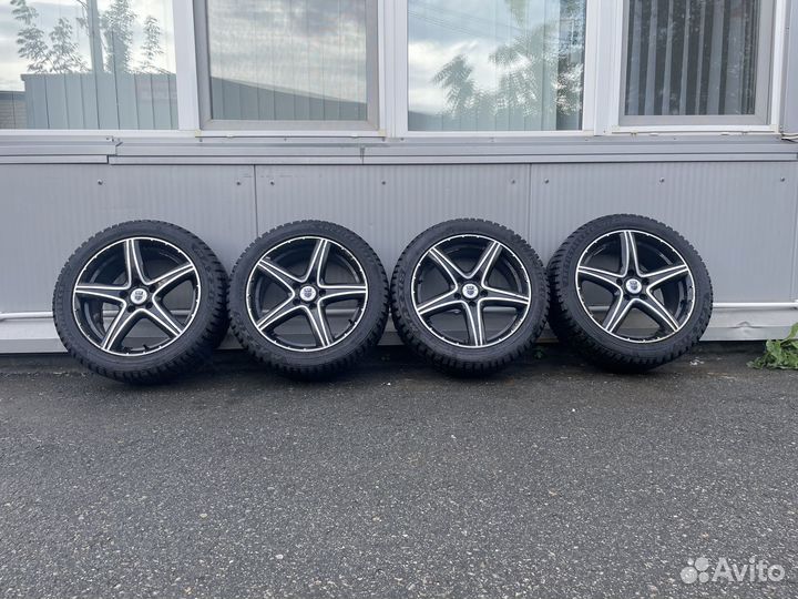 Колеса 235/45 R17 шины Maxxis Arctictrekker NP3