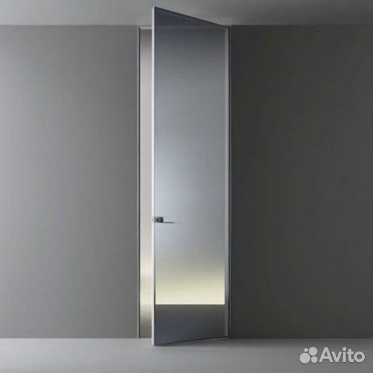 Скрытые межкомнатные двери со стеклом