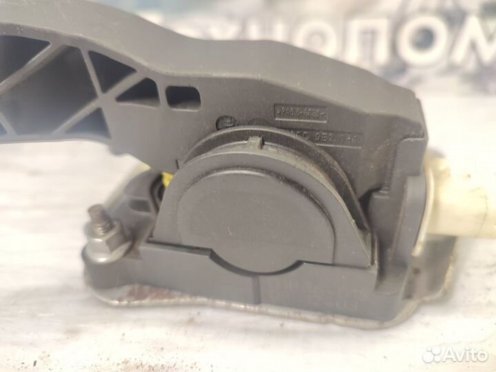 Педаль газа Peugeot 206