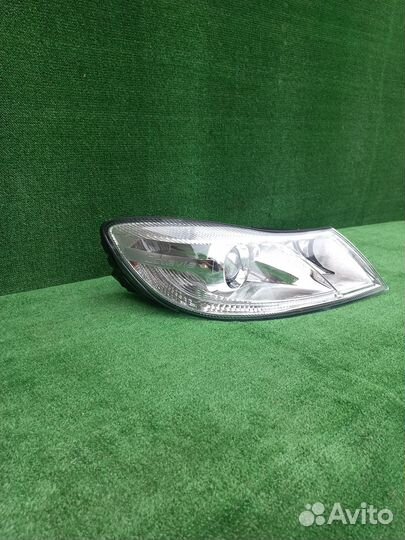 Фара правая Skoda Octavia A5