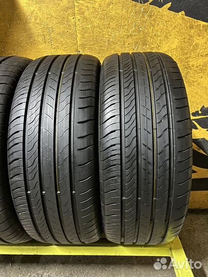Viatti Strada 2 (V-134) 215/55 R17
