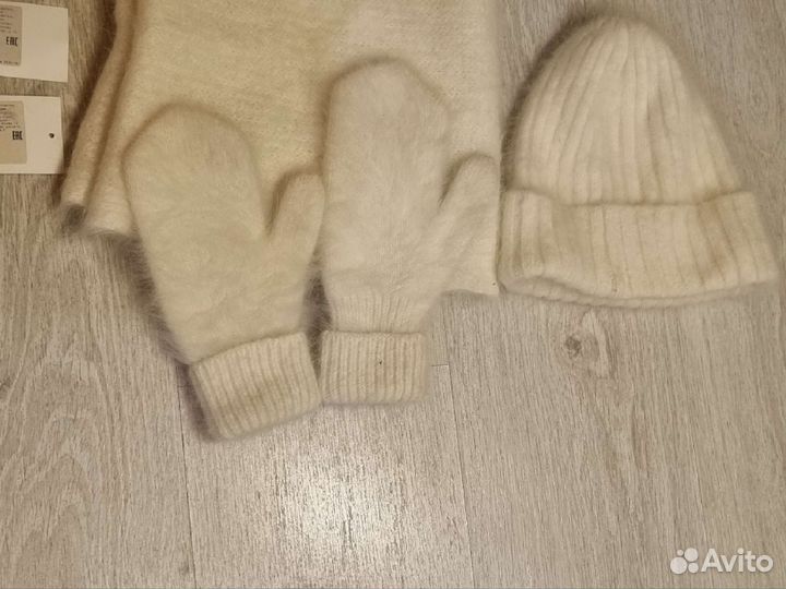 Комплект шапка снуд и варежки женский