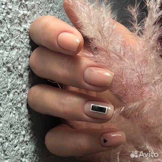 Маникюр и педикюр Туапсе