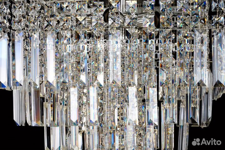 Люстра хрустальная потолочная 
