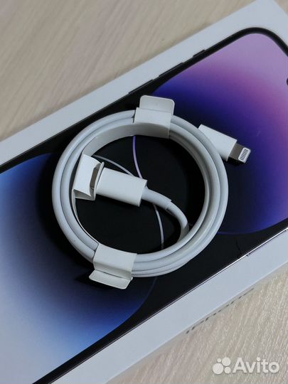 Кабель Lightning