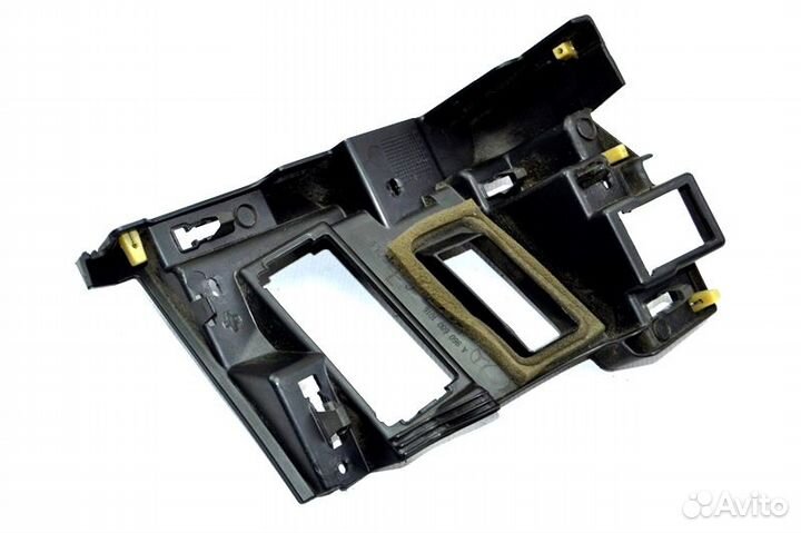 Пластиковая крышка торпеды mercedes-benz Actros MP