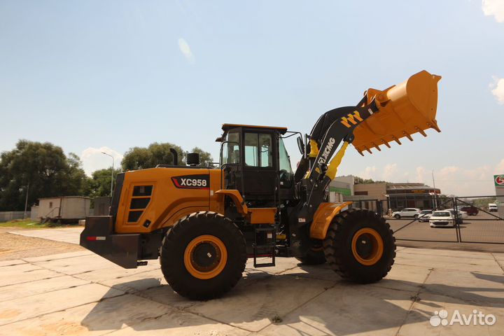 Фронтальный погрузчик XCMG XC958, 2023