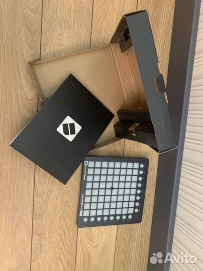 Novation LaunchPad Mini MK2