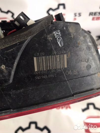 Фонарь крышки багажника правый Vw Tiguan 5N 2.0