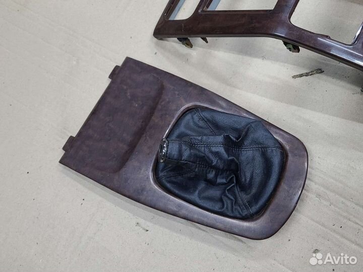 Накладка декоративная Mitsubishi Galant 8