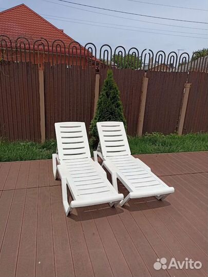 Бассейн, зона барбекю