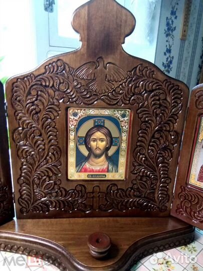 Икона резная из дерева триптих складень