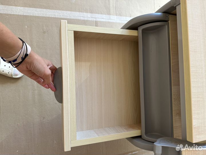 Растущая парта (стол ) дэми